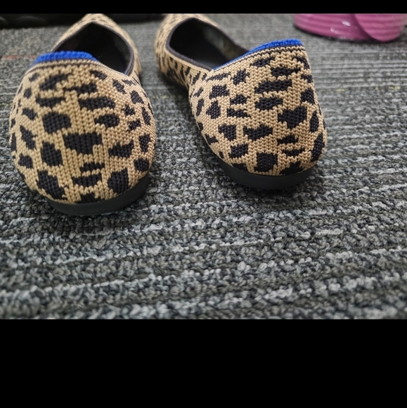 Rothys Leopard Point - Picture 3 of 4